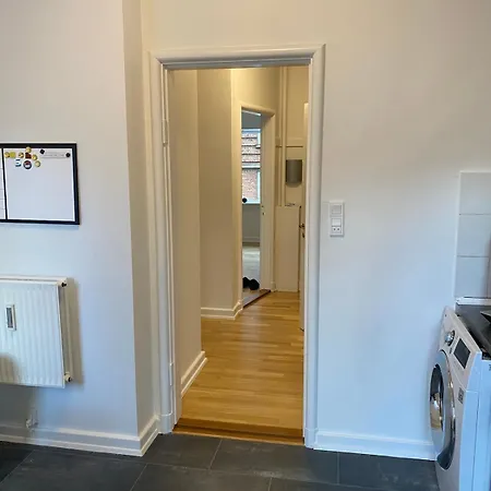 Lovely In C Вайле